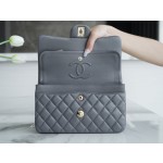 𝐂𝐇𝐀𝐍𝐄𝐋 Classic Flap Italy 🇮🇹 "𝗚𝗥" Original Lambskin 🐑 Classic Mouth Flap Bag Small 🔆 Dark Grey