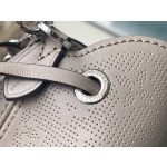 𝐋𝐎𝐔𝐈𝐒 𝐕𝐔𝐈𝐓𝐓𝐎𝐍    M21886