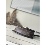 𝐋𝐎𝐔𝐈𝐒 𝐕𝐔𝐈𝐓𝐓𝐎𝐍    M46548