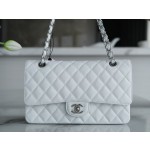 𝐂𝐇𝐀𝐍𝐄𝐋 Classic Flap France 🇫🇷 𝐇𝐇 𝐚𝐚𝐬 Original Caviar🐂 Custom Calfskin Classic Flap Bag Medium Silver Buckle White
