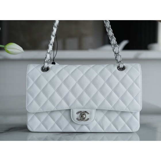 𝐂𝐇𝐀𝐍𝐄𝐋 Classic Flap France 🇫🇷 𝐇𝐇 𝐚𝐚𝐬 Original Caviar🐂 Custom Calfskin Classic Flap Bag Medium Silver Buckle White