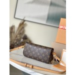 𝐋𝐎𝐔𝐈𝐒 𝐕𝐔𝐈𝐓𝐓𝐎𝐍     M81911