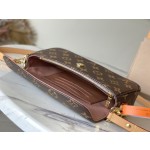 𝐋𝐎𝐔𝐈𝐒 𝐕𝐔𝐈𝐓𝐓𝐎𝐍     M81911