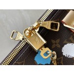 𝐋𝐎𝐔𝐈𝐒 𝐕𝐔𝐈𝐓𝐓𝐎𝐍      M46377