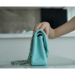 𝐂𝐇𝐀𝐍𝐄𝐋 Classic Flap France 🇫🇷 𝐇𝐇 𝐚𝐚𝐬 Original Caviar 🐂 Custom Calfskin Classic Flap Bag Medium Limited color 𝗧𝗶𝗳𝗳𝗳 𝗮𝗻𝘆 Blue🦋