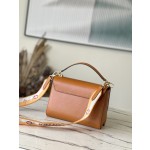 𝐋𝐎𝐔𝐈𝐒 𝐕𝐔𝐈𝐓𝐓𝐎𝐍      M21555