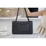 𝐂𝐇𝐀𝐍𝐄𝐋 Classic Flap France 🇫🇷 𝐇𝐇 𝐚𝐚𝐬 Original Caviar 🐂 Washed Tire Ox Medium 🐘 Dark Grey