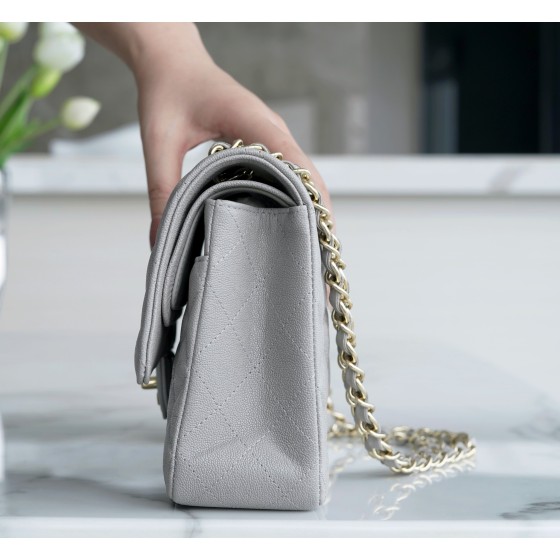 𝐂𝐇𝐀𝐍𝐄𝐋 Classic Flap France 🇫🇷 𝐇𝐇 𝐚𝐚𝐬 Original Caviar 🐂 Washed Tire Ox Medium 🐘 Dark Grey