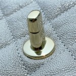 𝐂𝐇𝐀𝐍𝐄𝐋 Classic Flap France 🇫🇷 𝐇𝐇 𝐚𝐚𝐬 Original Caviar 🐂 Washed Tire Ox Medium 🐘 Dark Grey