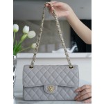 𝐂𝐇𝐀𝐍𝐄𝐋 Classic Flap France 🇫🇷 𝐇𝐚𝐚𝐬Original Caviar 🐂Water Fetal Calf Small 🐘Light Gray