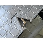 𝐋𝐎𝐔𝐈𝐒 𝐕𝐔𝐈𝐓𝐓𝐎𝐍   N94227