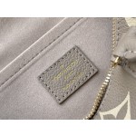 𝐋𝐎𝐔𝐈𝐒 𝐕𝐔𝐈𝐓𝐓𝐎𝐍  M46575