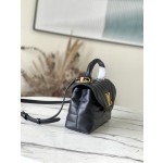 𝐋𝐎𝐔𝐈𝐒 𝐕𝐔𝐈𝐓𝐓𝐎𝐍   M21720