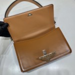𝐏𝐑𝐀𝐃𝐀 New crossbody 1BD321