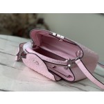 𝐋𝐎𝐔𝐈𝐒 𝐕𝐔𝐈𝐓𝐓𝐎𝐍    M95393