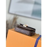 𝐋𝐎𝐔𝐈𝐒 𝐕𝐔𝐈𝐓𝐓𝐎𝐍      M81267