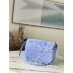 𝐋𝐎𝐔𝐈𝐒 𝐕𝐔𝐈𝐓𝐓𝐎𝐍    M21040