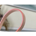 𝐋𝐎𝐔𝐈𝐒 𝐕𝐔𝐈𝐓𝐓𝐎𝐍   M81831