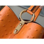 𝐋𝐎𝐔𝐈𝐒 𝐕𝐔𝐈𝐓𝐓𝐎𝐍    M95393