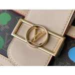 𝐋𝐎𝐔𝐈𝐒 𝐕𝐔𝐈𝐓𝐓𝐎𝐍    M46432