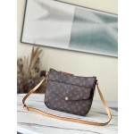 𝐋𝐎𝐔𝐈𝐒 𝐕𝐔𝐈𝐓𝐓𝐎𝐍    M41679