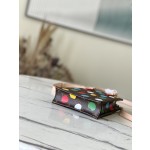 𝐋𝐎𝐔𝐈𝐒 𝐕𝐔𝐈𝐓𝐓𝐎𝐍   M81867