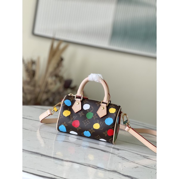 𝐋𝐎𝐔𝐈𝐒 𝐕𝐔𝐈𝐓𝐓𝐎𝐍   M81979