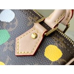 𝐋𝐎𝐔𝐈𝐒 𝐕𝐔𝐈𝐓𝐓𝐎𝐍   M81979