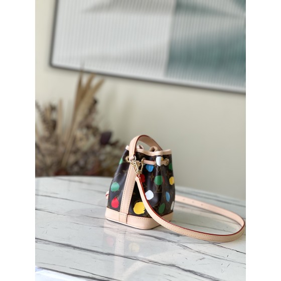 𝐋𝐎𝐔𝐈𝐒 𝐕𝐔𝐈𝐓𝐓𝐎𝐍   M81836