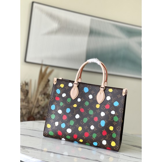 𝐋𝐎𝐔𝐈𝐒 𝐕𝐔𝐈𝐓𝐓𝐎𝐍  M46379