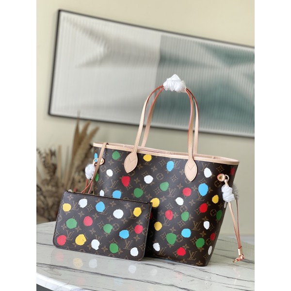 𝐋𝐎𝐔𝐈𝐒 𝐕𝐔𝐈𝐓𝐓𝐎𝐍  M46381