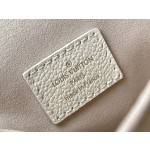 𝐋𝐎𝐔𝐈𝐒 𝐕𝐔𝐈𝐓𝐓𝐎𝐍   M45773