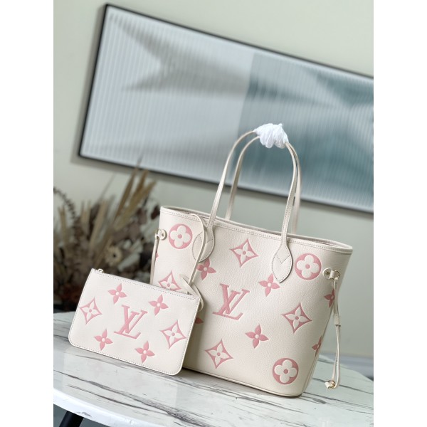 𝐋𝐎𝐔𝐈𝐒 𝐕𝐔𝐈𝐓𝐓𝐎𝐍   M45686