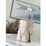 𝐋𝐎𝐔𝐈𝐒 𝐕𝐔𝐈𝐓𝐓𝐎𝐍   M45686