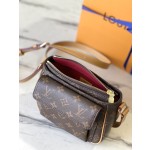 𝐋𝐎𝐔𝐈𝐒 𝐕𝐔𝐈𝐓𝐓𝐎𝐍   M51165