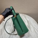 𝐏𝐑𝐀𝐃𝐀 Double handbag 1BA212