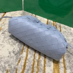 Bottega Veneta  THE MINI POUCH  #585852