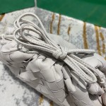 Bottega Veneta  THE MINI POUCH  #585852