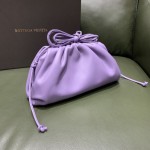 Bottega Veneta  THE MINI POUCH  #585852