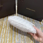 Bottega Veneta  🆕NEW🆕 JODIE #651876