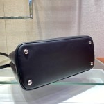 𝐏𝐑𝐀𝐃𝐀 Knitted handbag 1BG775