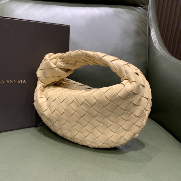 Bottega Veneta  🆕NEW🆕 JODIE #651876