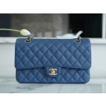 𝐂𝐇𝐀𝐍𝐄𝐋 Classic Flap France 🇫🇷 𝐇𝐇 𝐚𝐚𝐬 Original Caviar 🐂 Washed Tire Ox Medium 🐘Blue