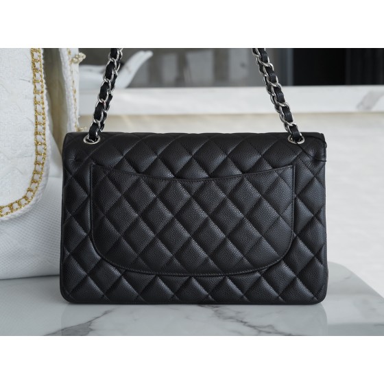 𝐂𝐇𝐀𝐍𝐄𝐋 Classic Flap France 🇫🇷 𝐇𝐇 𝐚𝐚𝐬 Original Caviar 🐂 Genuine Leather Caviar Large Black Silver 🖤