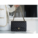 𝐂𝐇𝐀𝐍𝐄𝐋 Classic Flap France 🇫🇷 𝐇𝐚𝐚𝐬 Original Caviar🐂 Genuine Leather Caviar Large Black Gold🖤