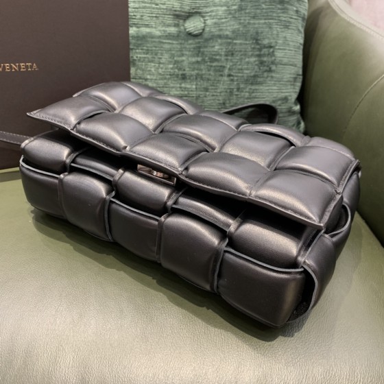 Bottega Veneta  PADDED  CASSETTE #591970