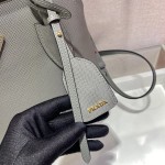 𝐏𝐑𝐀𝐃𝐀 Morning Handbag 1BA295