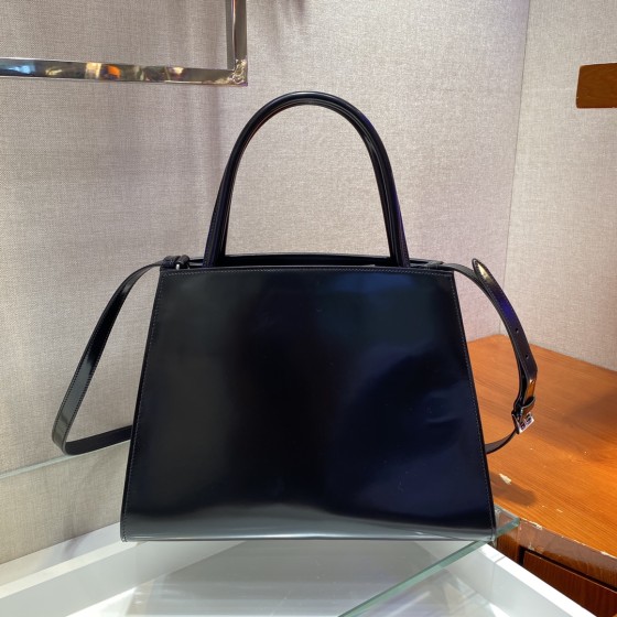 𝐏𝐑𝐀𝐃𝐀 New Model 1BA321