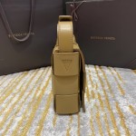 Bottega Veneta  𝘾𝘼𝙎𝙎𝙀𝙏𝙏𝙀 #578004