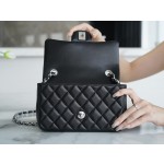 𝐂𝐇𝐀𝐍𝐄𝐋 Classic Flap Italy 🇮🇹 The 𝗚𝗥" Original Lambskin 🐑 Genuine Leather Large - Black Sheep Gold 🖤